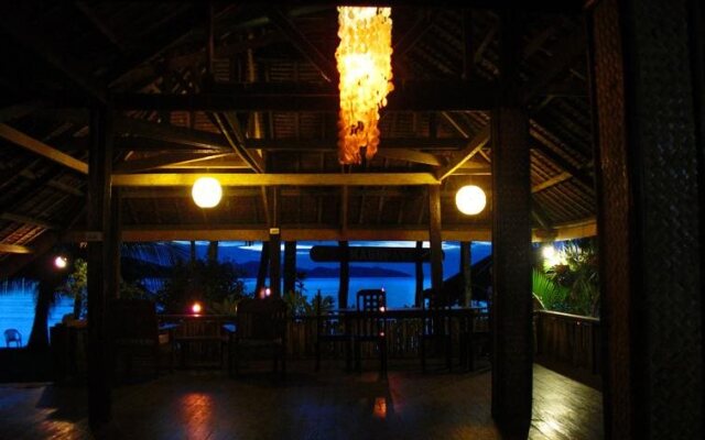 Deep Moon Resort