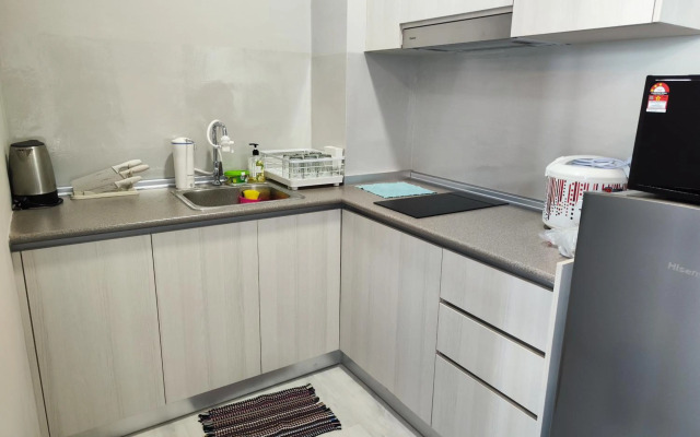 Jesselton Quay Suites