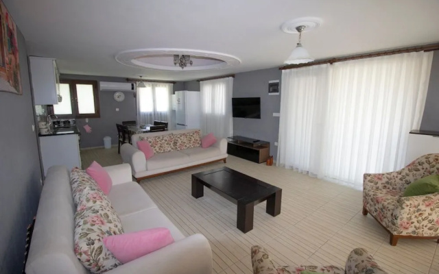 Relish Villalari   (Limited Hours Front Desk  Need To Contact Property In Advance)