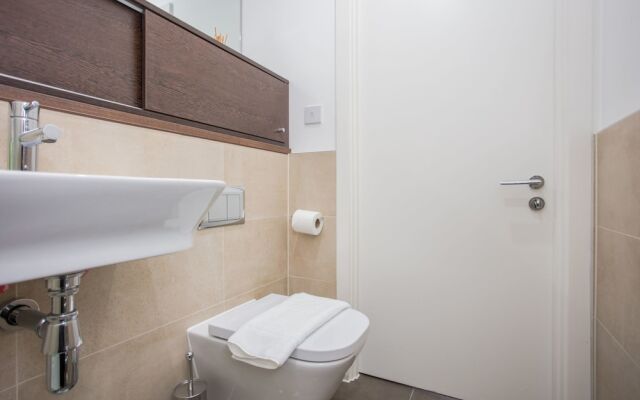 Luxury 2 Bedroom 2 Bathroom Flat