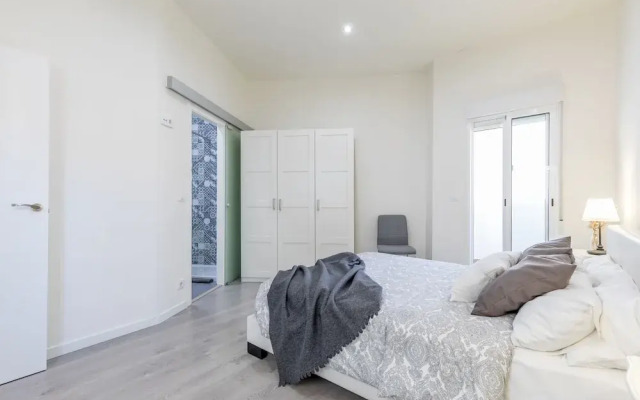 Travel Habitat Peris y Valero