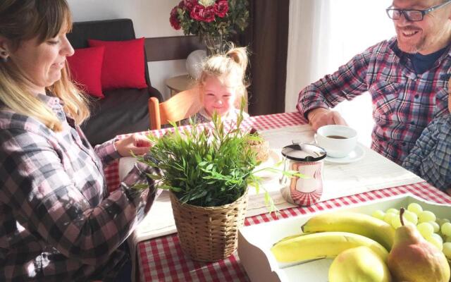 Como's Lake Mountains