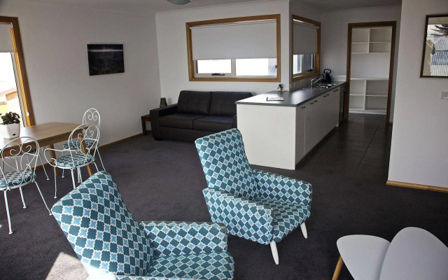 Penguin Beachfront Apartments