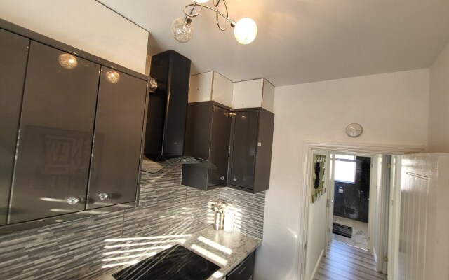 Top Luxury 2 bed Apartment - London