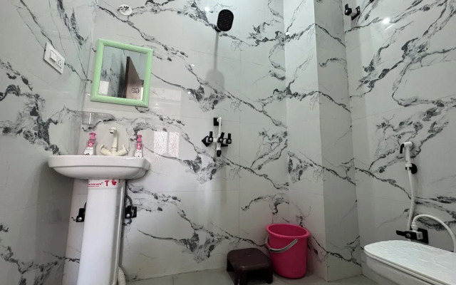 Shree Hanumat Kripa Dham