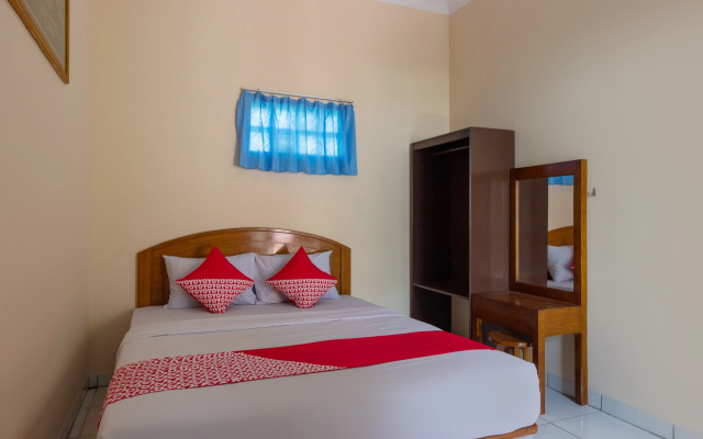 Hotel O Kebon Manis – Guest Rooms – Cilacap