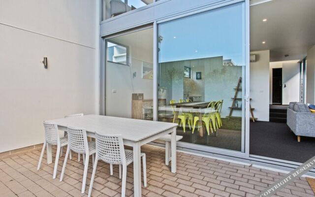 'Coast Villa 46' Fishpen