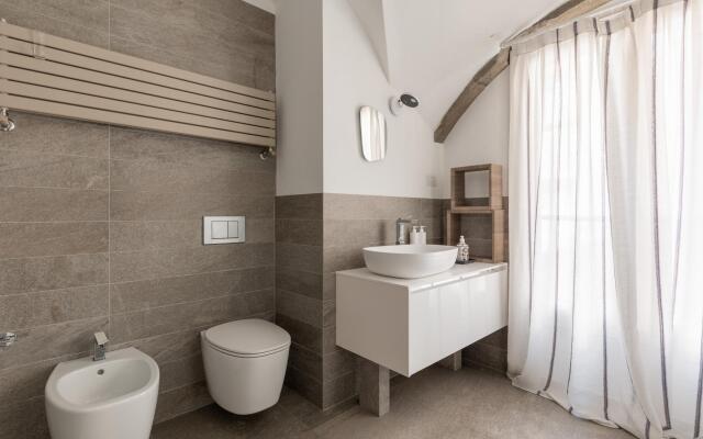 Santo Stefano 13 - Quadrilocale elegante