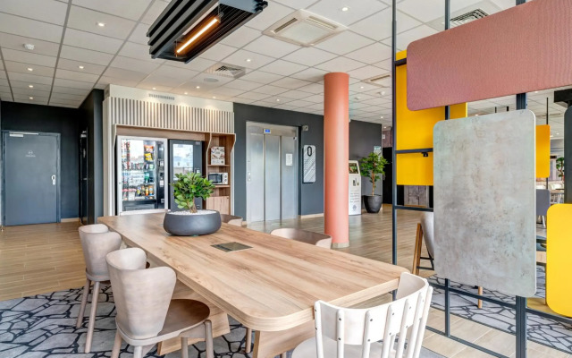 B&B HOTEL Le Port-Marly Saint-Germain-En-Laye
