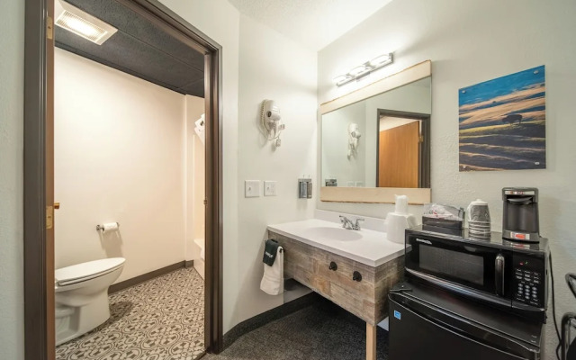 Hansen Inn and Cabins