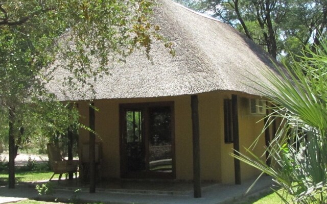 Mochaba Crossing Lodge