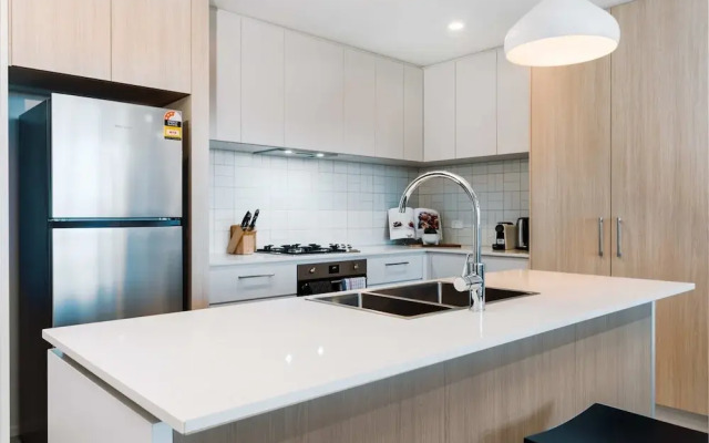 Pristine 2-bed Apartment With Pool and BBQ