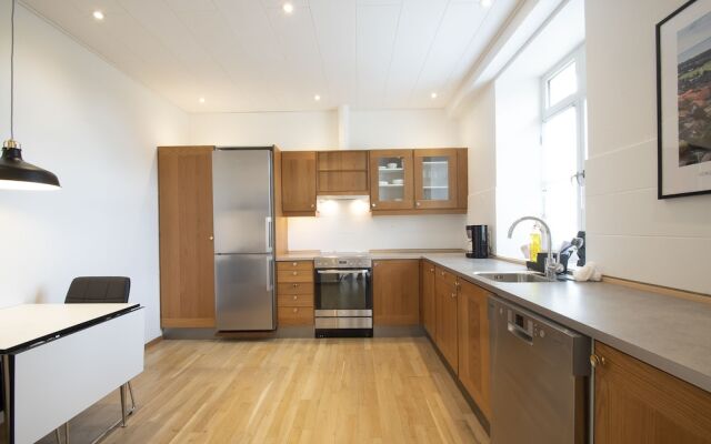 Exclusive 2 Bedroom Apartment