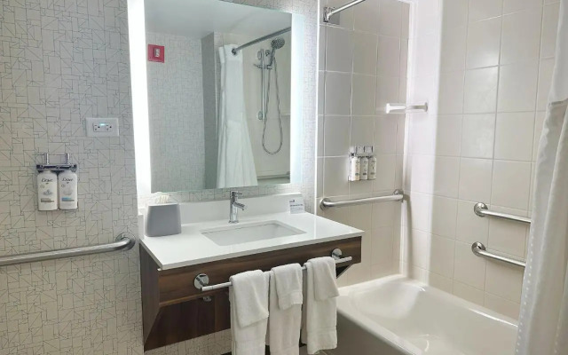 Comfort Inn & Suites Conference Center