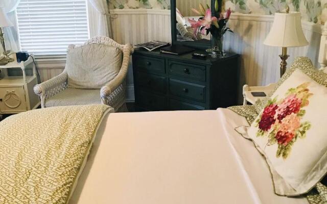 Albemarle Inn