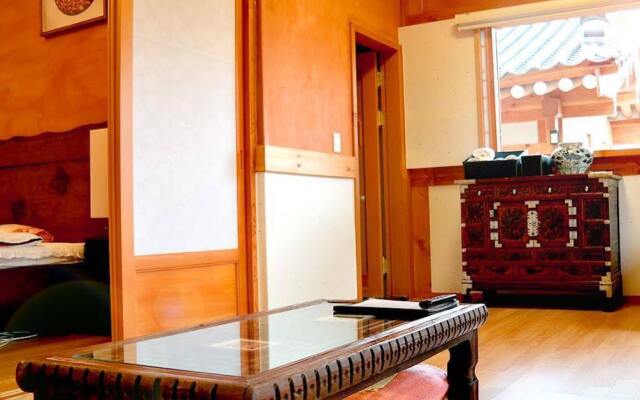 Hwangnamkwan Hanok Guesthouse