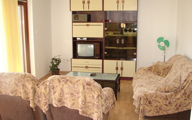Apartment Tone - spacious and comfortable: A1 zuti Trogir, Riviera Trogir