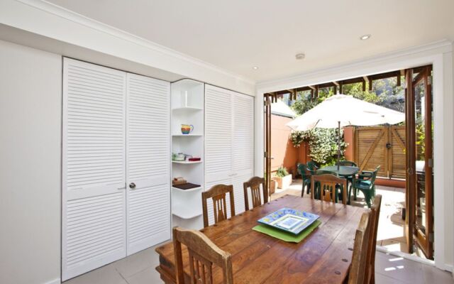 Newcastle Terraces & Apartments - Ruby Terrace