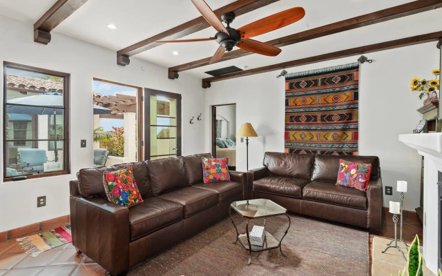 Casa de Lujo - Spanish Seaside Retreat