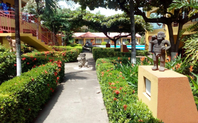 Hotel & Villas Huetares