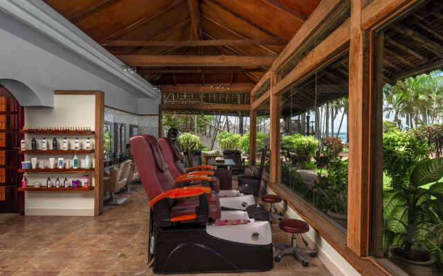 DoubleTree by Hilton Hotel Dar es Salaam - Oyster Bay