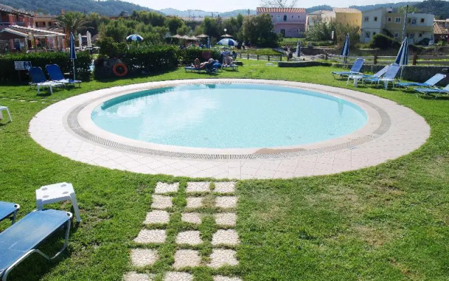 Canal D'Amour Village