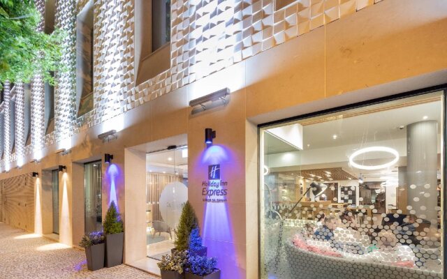 Holiday Inn Express Lisbon - Plaza Saldanha by IHG