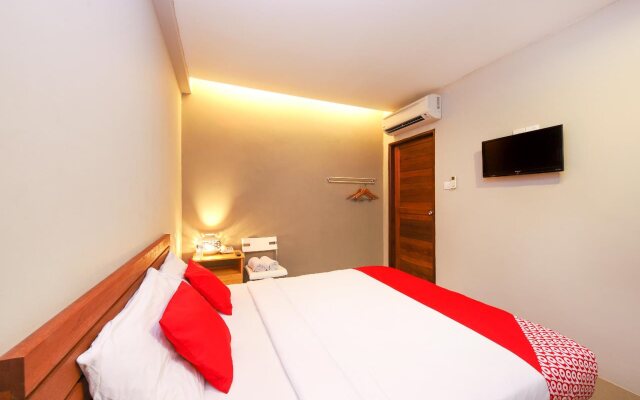 Hills Residence By OYO Rooms