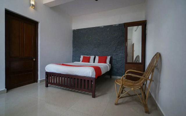 OYO 11493 Hotel Misty Valley