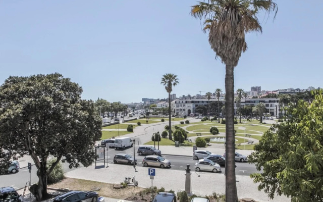Rent4rest Estoril Beachfront Apartment - Studio