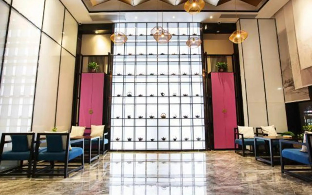 The Diamond Fashion Livable Hotel