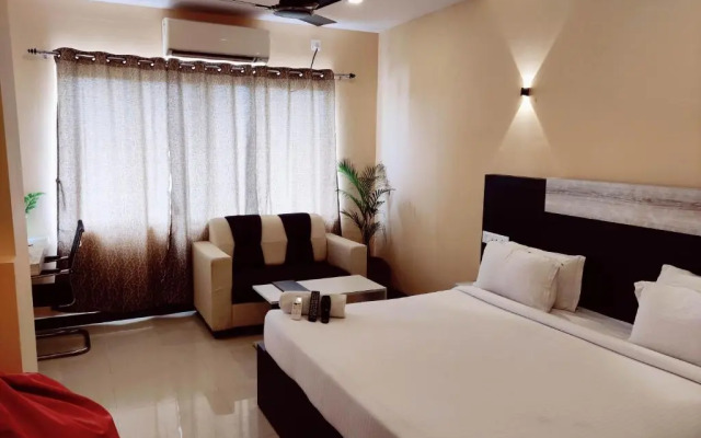 Hotel Ishwarya Grand