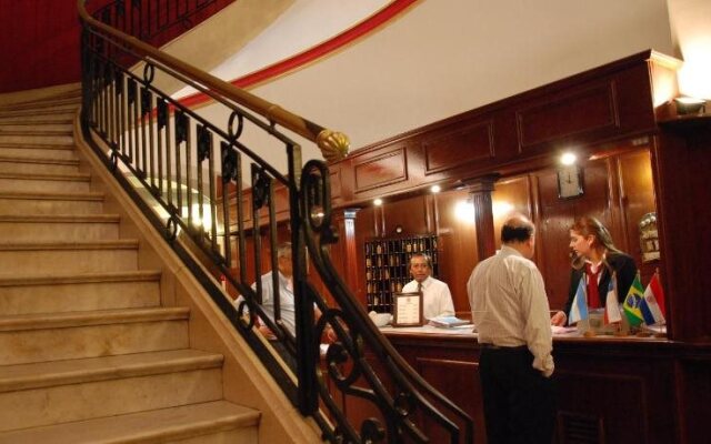 Hotel Savoy