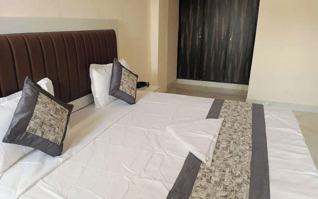 Hotel Krishna Tower