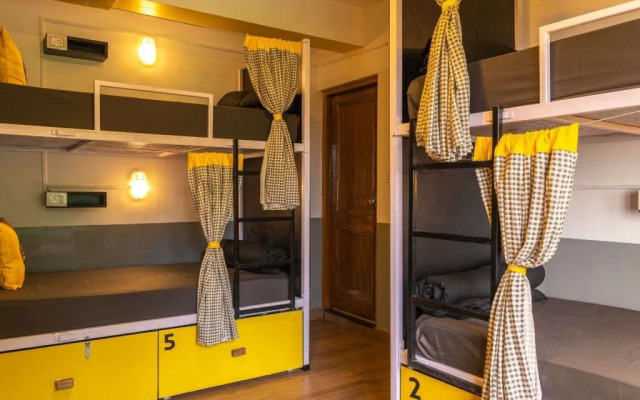 The Hosteller Mussoorie, Mall Road