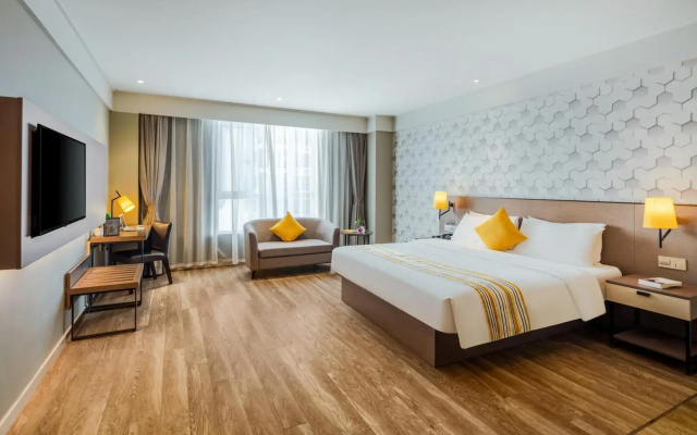 Homeinn Plus Hotel (Changzhi Bayi Square Weiyuanmen Middle Road)