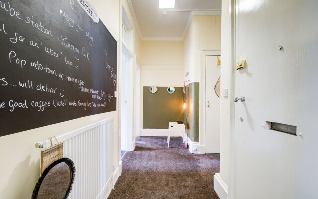 Perfectly Situated Glasgow 2 Bed Apartment