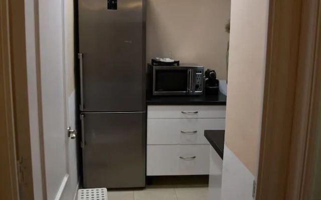 Three Bedroom Apartment in Sants