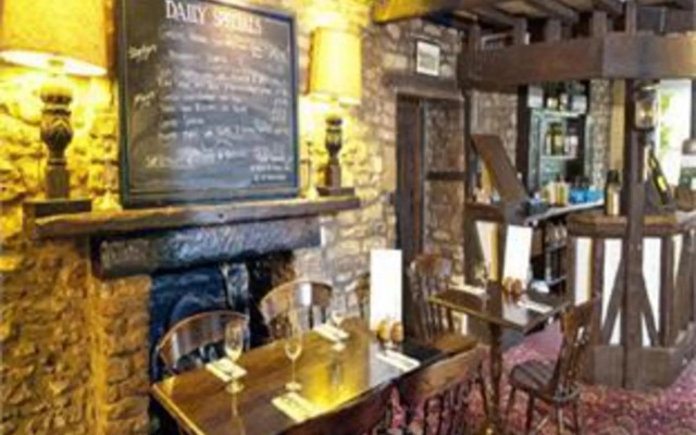 Hunters Hall Tetbury by Greene King Inns