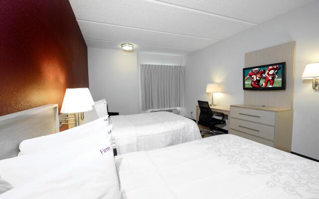 Red Roof Inn PLUS+ Gainesville