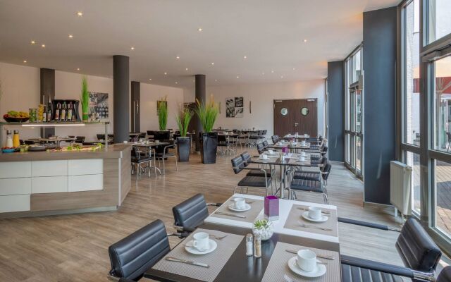 B&B HOTEL Krefeld-Süd