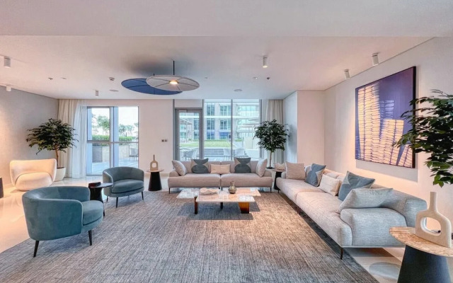 Sea view 2BR Beach Isle