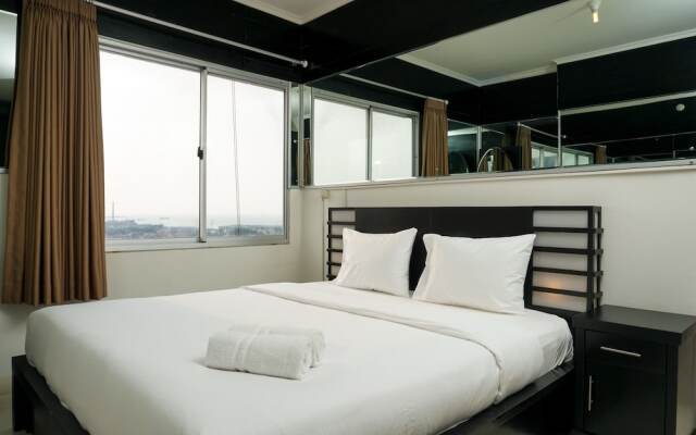 2BR Apartment Seaview with Workspace at Mediterania Marina Ancol