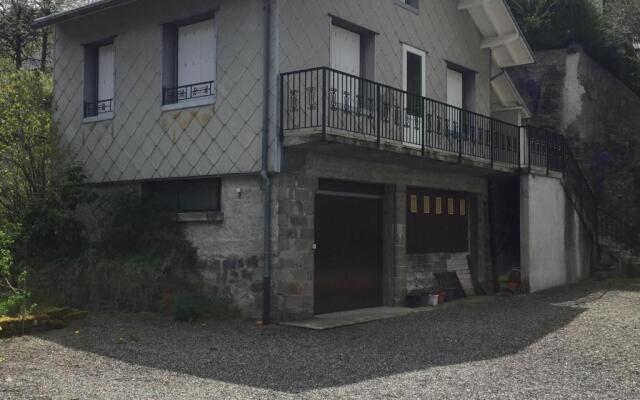 Appartement Mont-Dore, 2 pièces, 4 personnes - FR-1-415-31