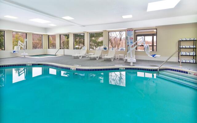 Holiday Inn Express Harrisburg I-81 – Hershey By IHG