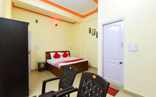 OYO 12826 Hotel Himgiri