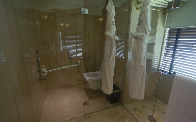 The Leela Kovalam, a Raviz Hotel