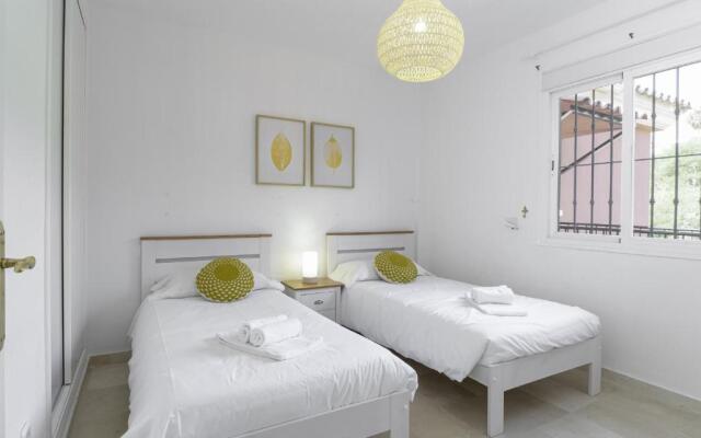 2308- 2bedrooms apt with stunning sea view-terrace