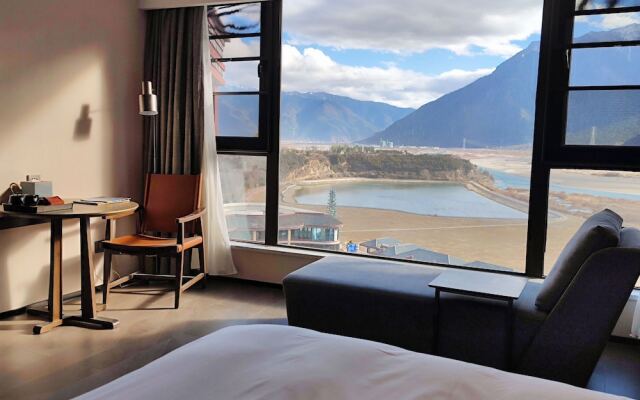 JOVE MOUNTAIN UrCove Nyingchi Hotel