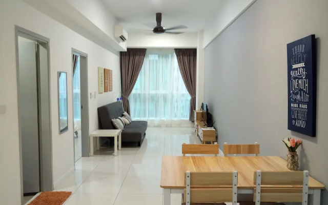Comfy Home at Sutera Avenue